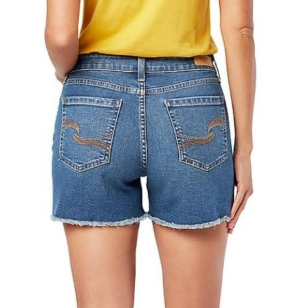 Signature Gold Label Women's 26 Mid-Rise Cut Off Shorts Premium Stretchy Denim - Picture 2 of 3